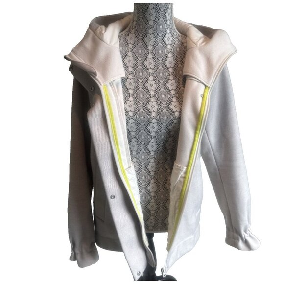 LULULEMON Studio Softshell Angel Wing Jacket Coat W4B395 woman's Large cream - Picture 2 of 15